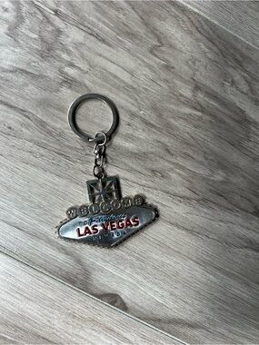 Las Vegas Metal Keychain - Silver with Red Lettering
